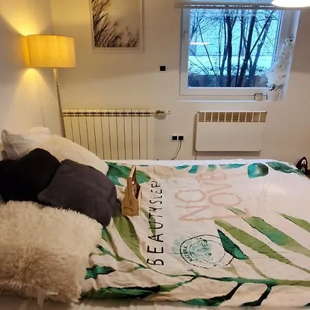 Apartament Sleep And Drive Free Parking